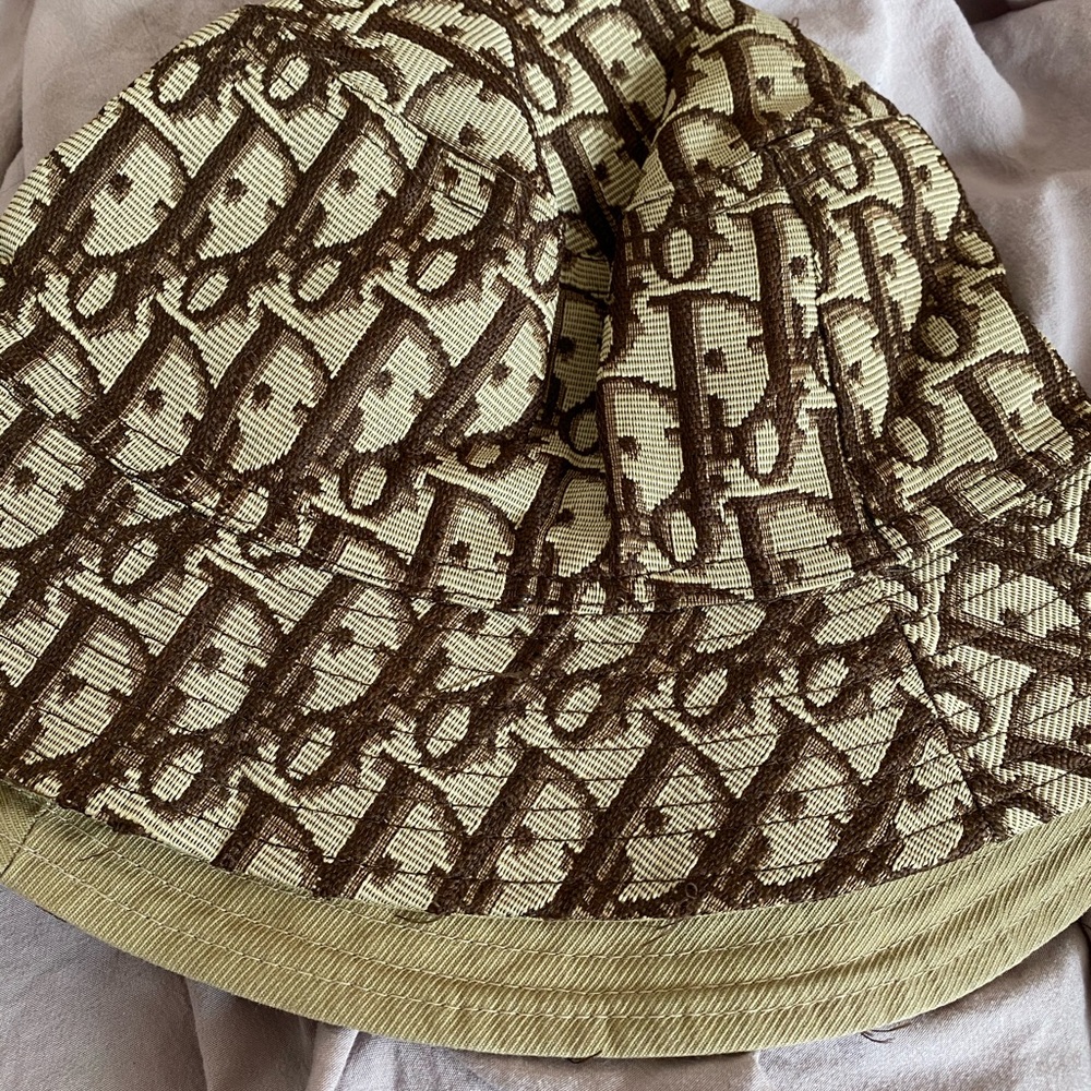 Vintage dior bucket hat